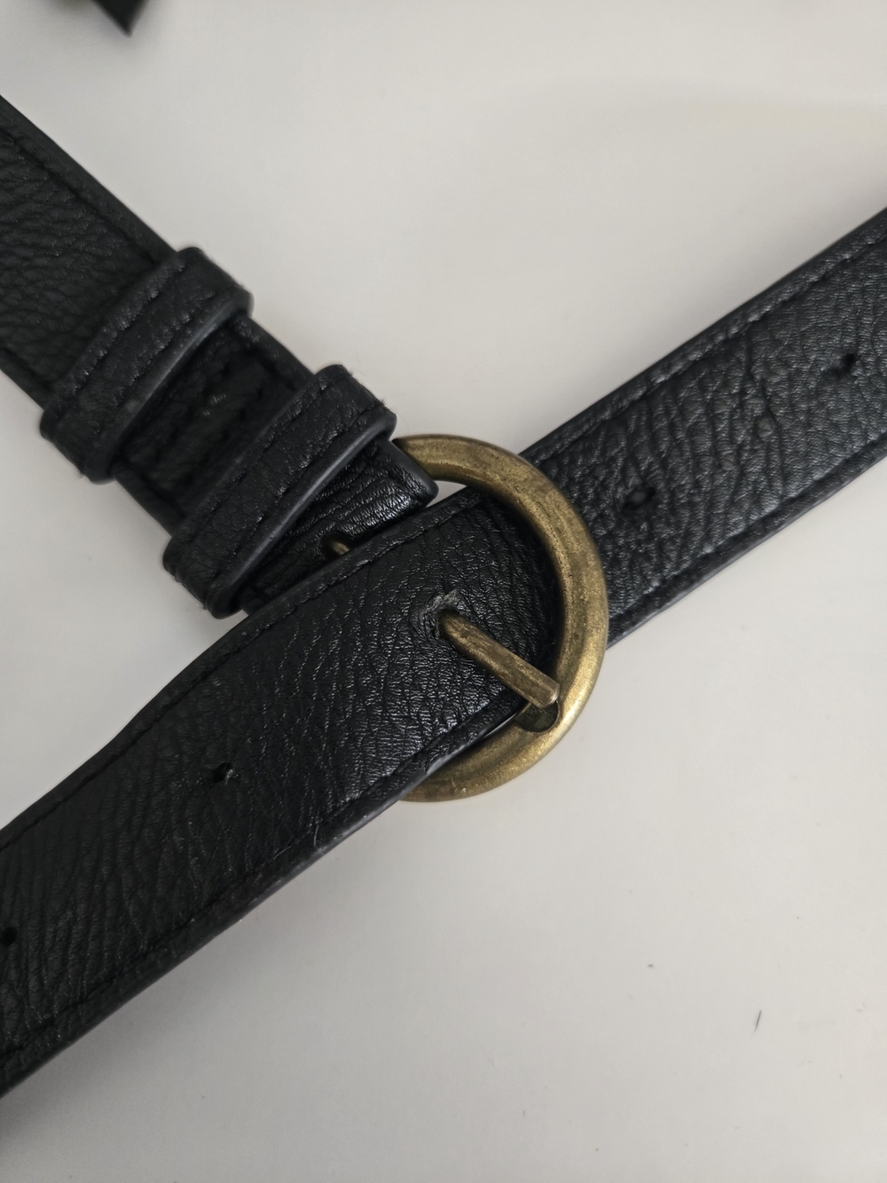 Universal Threads Black Leather Belt Bag - Sleek Hands-Free Crossbody - Picture 5 of 8